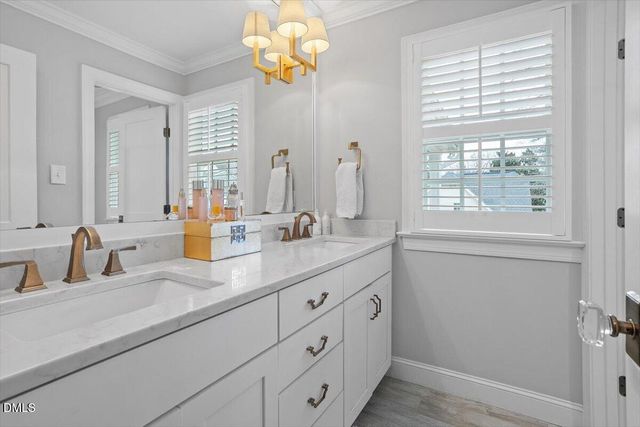 2714 Peachtree Street, Raleigh, NC 27608