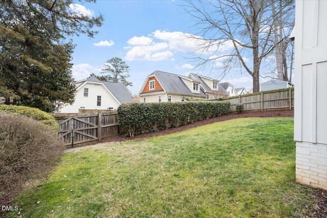 2714 Peachtree Street, Raleigh, NC 27608