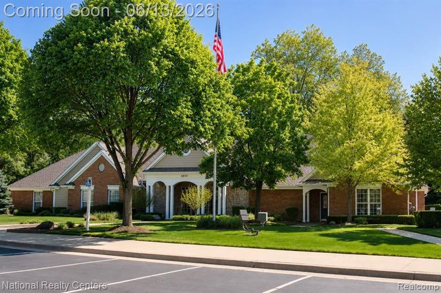 4033 Berkshire Drive, Sterling Heights, MI 48314