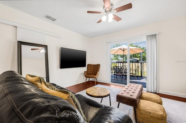 3301 9TH AVENUE N, St Petersburg, FL 33713