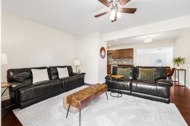 3301 9TH AVENUE N, St Petersburg, FL 33713