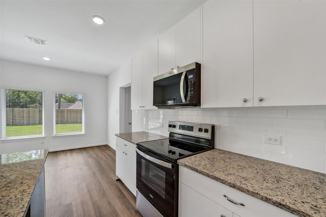 13614 Pine Drive, Cypress, TX 77429