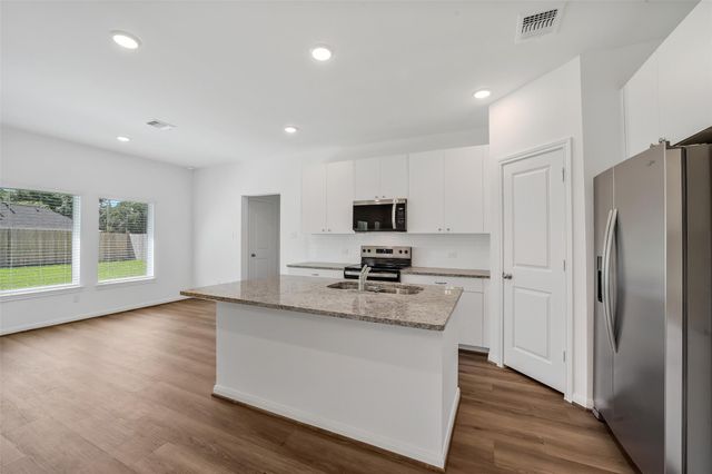 13614 Pine Drive, Cypress, TX 77429