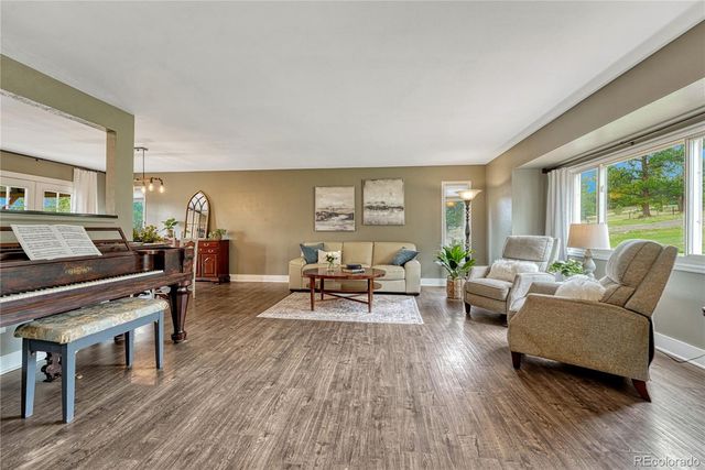 13715 N Winchester Way, Parker, CO 80138