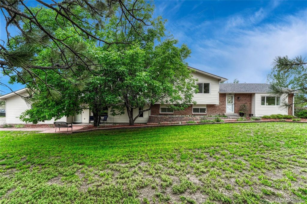 13715 N Winchester Way, Parker, CO 80138