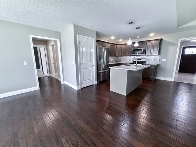 4335 Hensley Ct, Cookeville, TN 38501