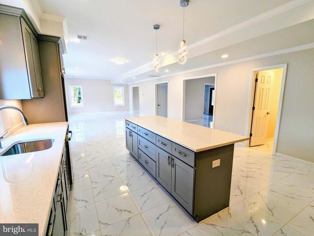 28 OSBORN LN, Bridgeton, NJ 08302
