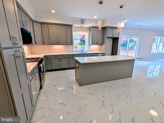 28 OSBORN LN, Bridgeton, NJ 08302