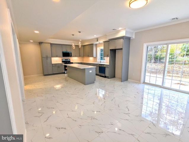28 OSBORN LN, Bridgeton, NJ 08302