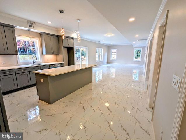 28 OSBORN LN, Bridgeton, NJ 08302