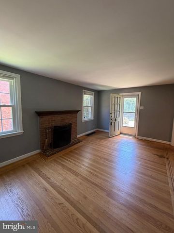 35 MORELAND RD, Paoli, PA 19301