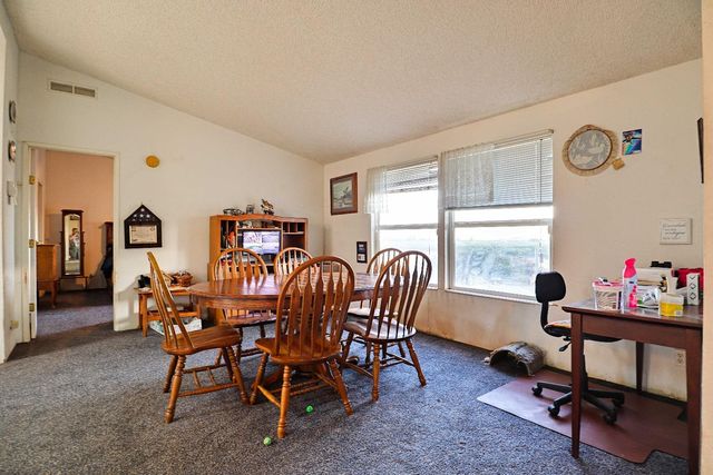 3363 S Anchor Avenue, Orange Cove, CA 93646