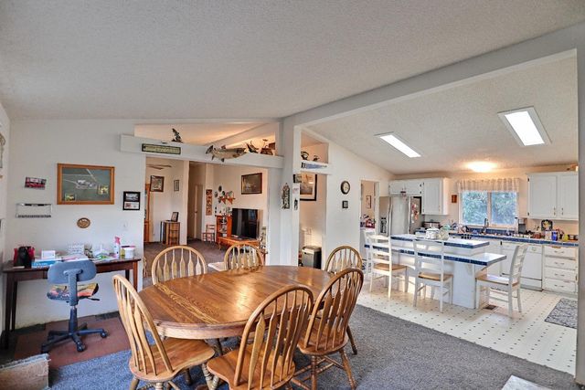 3363 S Anchor Avenue, Orange Cove, CA 93646