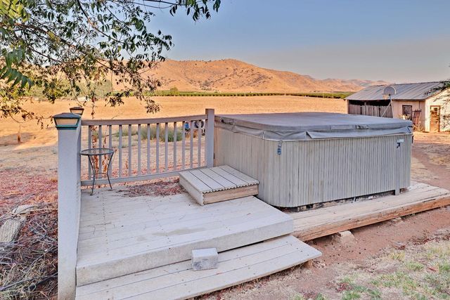 3363 S Anchor Avenue, Orange Cove, CA 93646