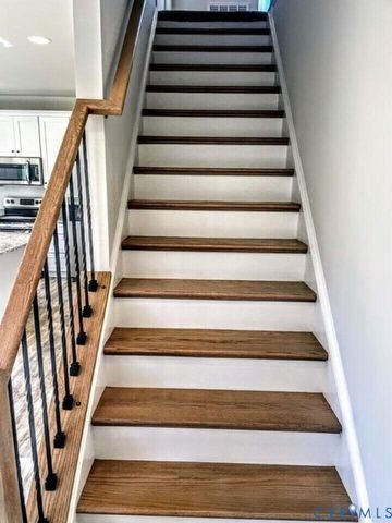 31 Blue Stone Dr, Stafford, VA 22405