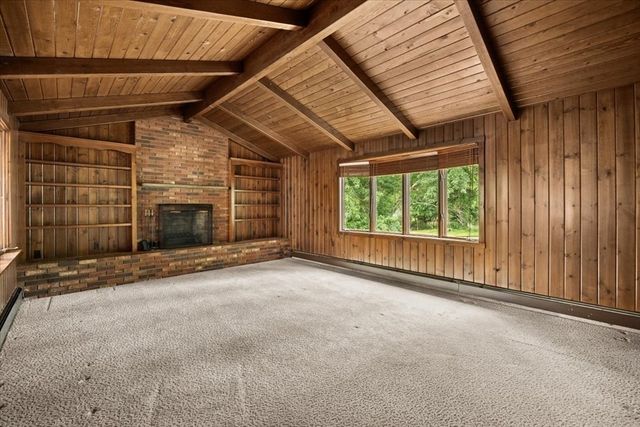 128 Bullard St, Walpole, MA 02081