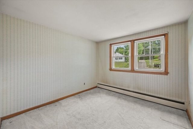 128 Bullard St, Walpole, MA 02081