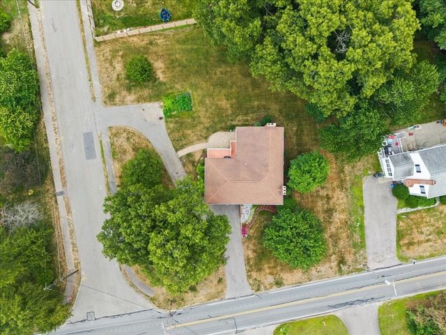 128 Bullard St, Walpole, MA 02081