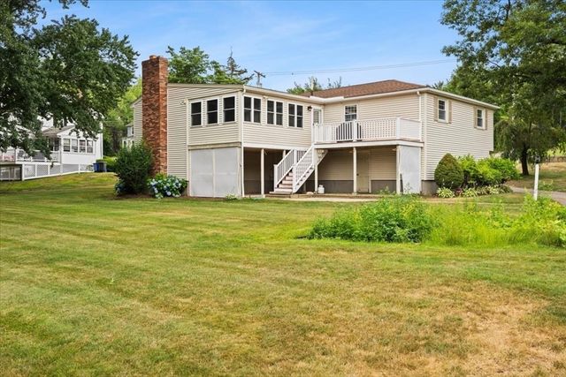 128 Bullard St, Walpole, MA 02081
