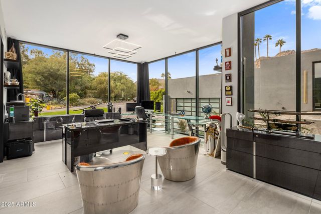 7223 N BLACK ROCK Trail, Paradise Valley, AZ 85253