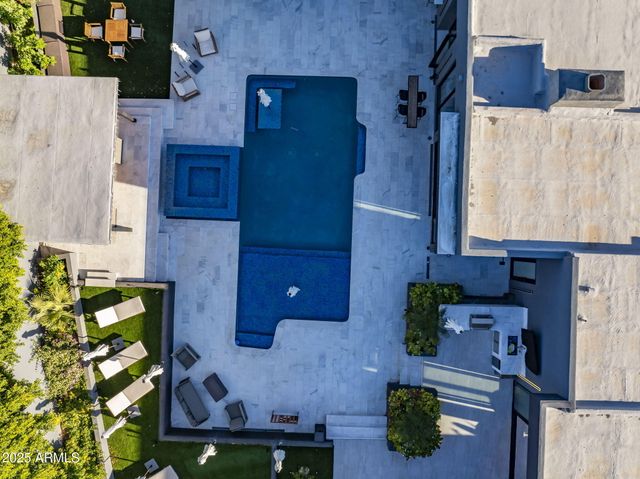 7223 N BLACK ROCK Trail, Paradise Valley, AZ 85253