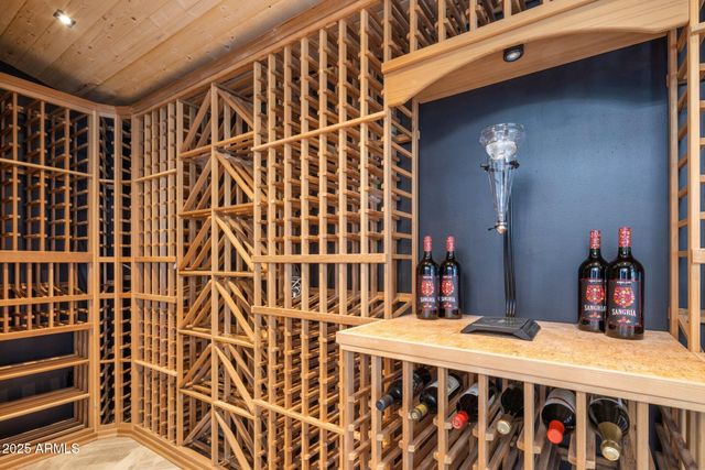 7223 N BLACK ROCK Trail, Paradise Valley, AZ 85253