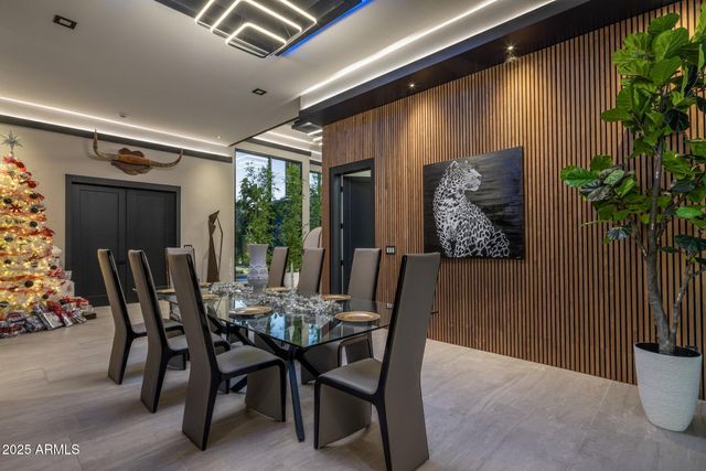 7223 N BLACK ROCK Trail, Paradise Valley, AZ 85253