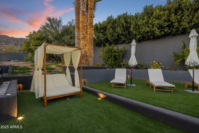 7223 N BLACK ROCK Trail, Paradise Valley, AZ 85253