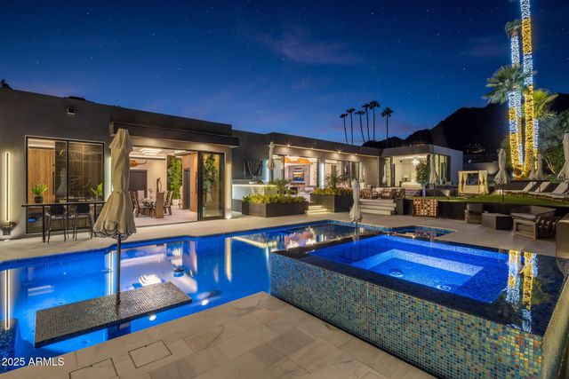 7223 N BLACK ROCK Trail, Paradise Valley, AZ 85253