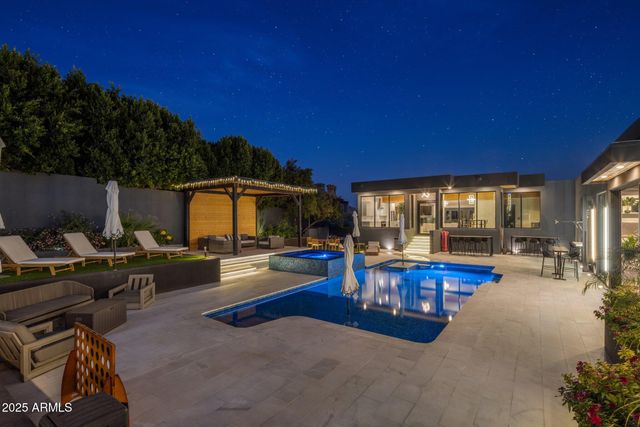 7223 N BLACK ROCK Trail, Paradise Valley, AZ 85253