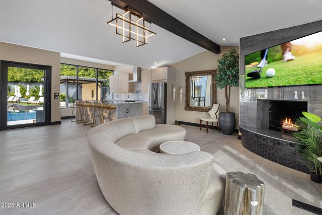 7223 N BLACK ROCK Trail, Paradise Valley, AZ 85253