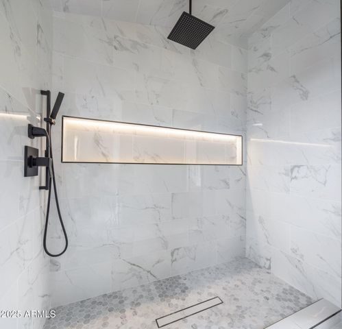 7223 N BLACK ROCK Trail, Paradise Valley, AZ 85253