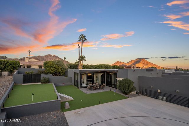 7223 N BLACK ROCK Trail, Paradise Valley, AZ 85253