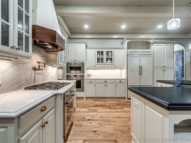 704 W 108th Street S, Jenks, OK 74037