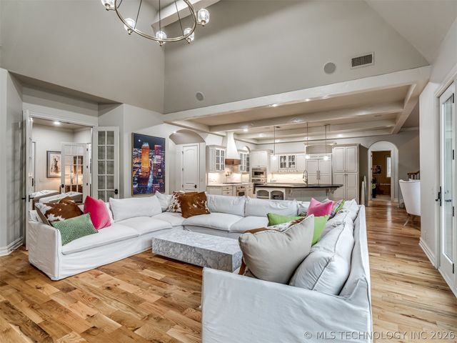 704 W 108th Street S, Jenks, OK 74037