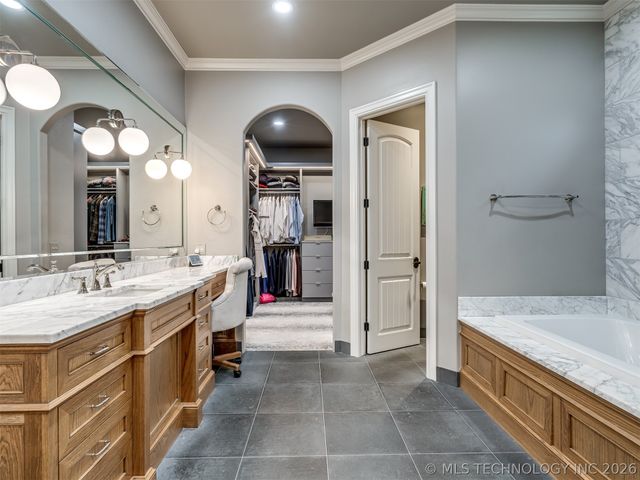 704 W 108th Street S, Jenks, OK 74037