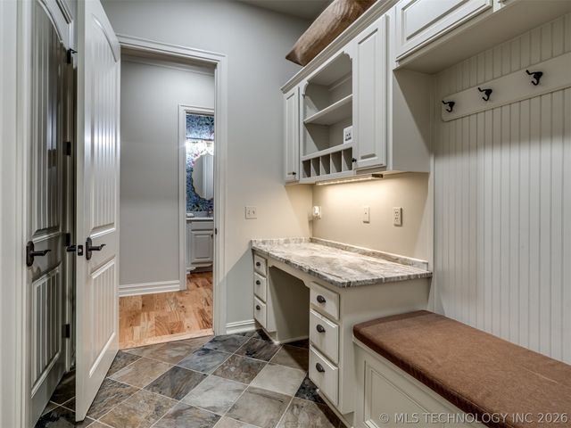 704 W 108th Street S, Jenks, OK 74037