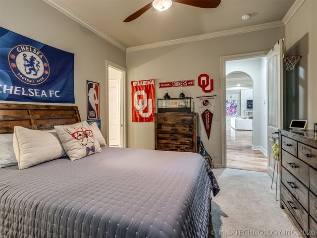 704 W 108th Street S, Jenks, OK 74037