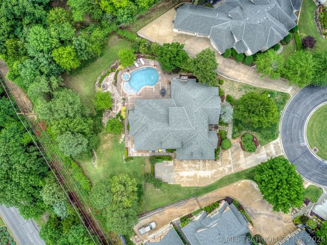 704 W 108th Street S, Jenks, OK 74037