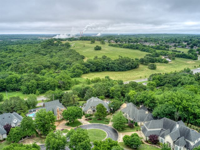 704 W 108th Street S, Jenks, OK 74037
