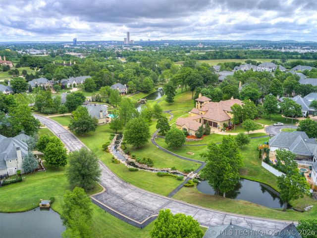 704 W 108th Street S, Jenks, OK 74037