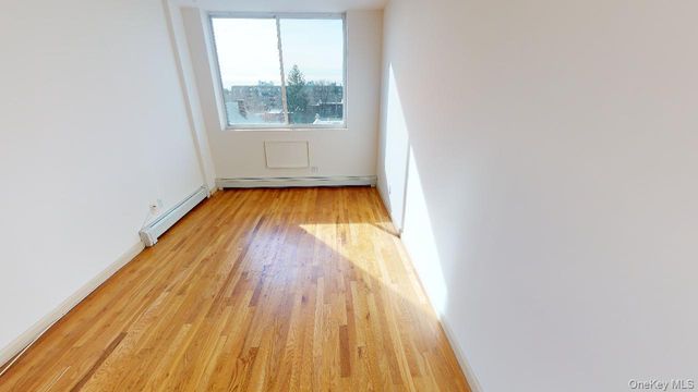 67-09 Austin Street 4A, Forest Hills, NY 11375