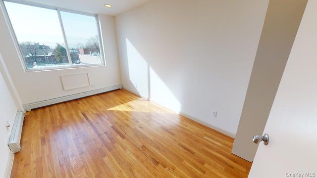 67-09 Austin Street 4A, Forest Hills, NY 11375