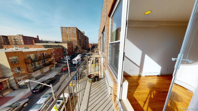 67-09 Austin Street 4A, Forest Hills, NY 11375