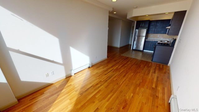 67-09 Austin Street 4A, Forest Hills, NY 11375