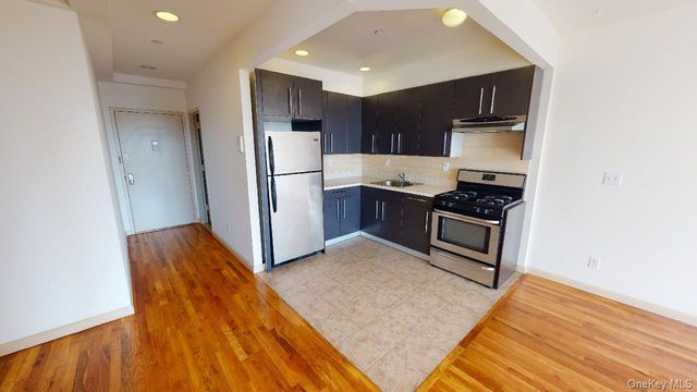 67-09 Austin Street 4A, Forest Hills, NY 11375