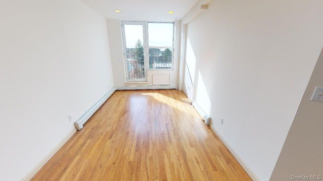 67-09 Austin Street 4A, Forest Hills, NY 11375