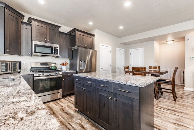 5398 W MERCED RIVER PL, Herriman, UT 84096