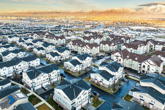 5398 W MERCED RIVER PL, Herriman, UT 84096