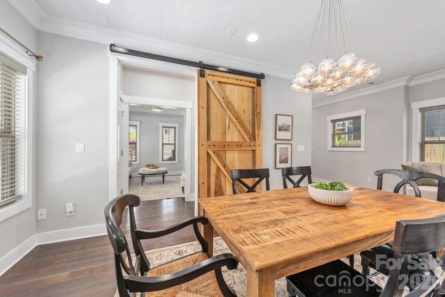 241 Coxe Avenue, Charlotte, NC 28208